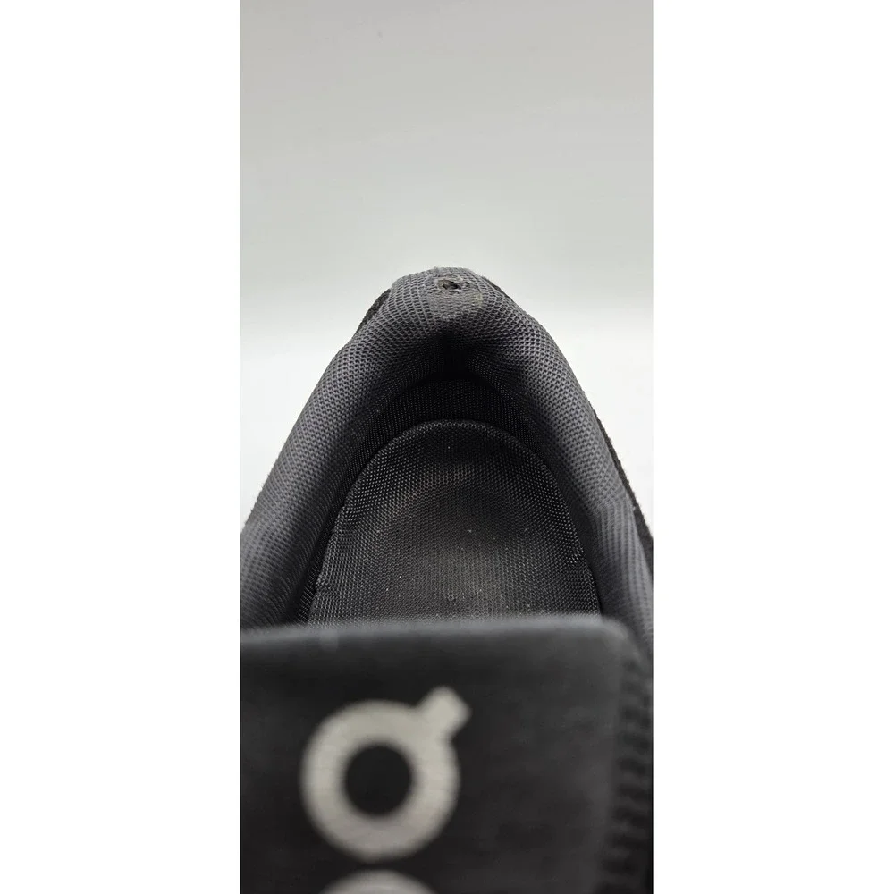 On Cloud 5 Women's Running Shoes 7.5 Black White Mesh Speed Lace Sneakers